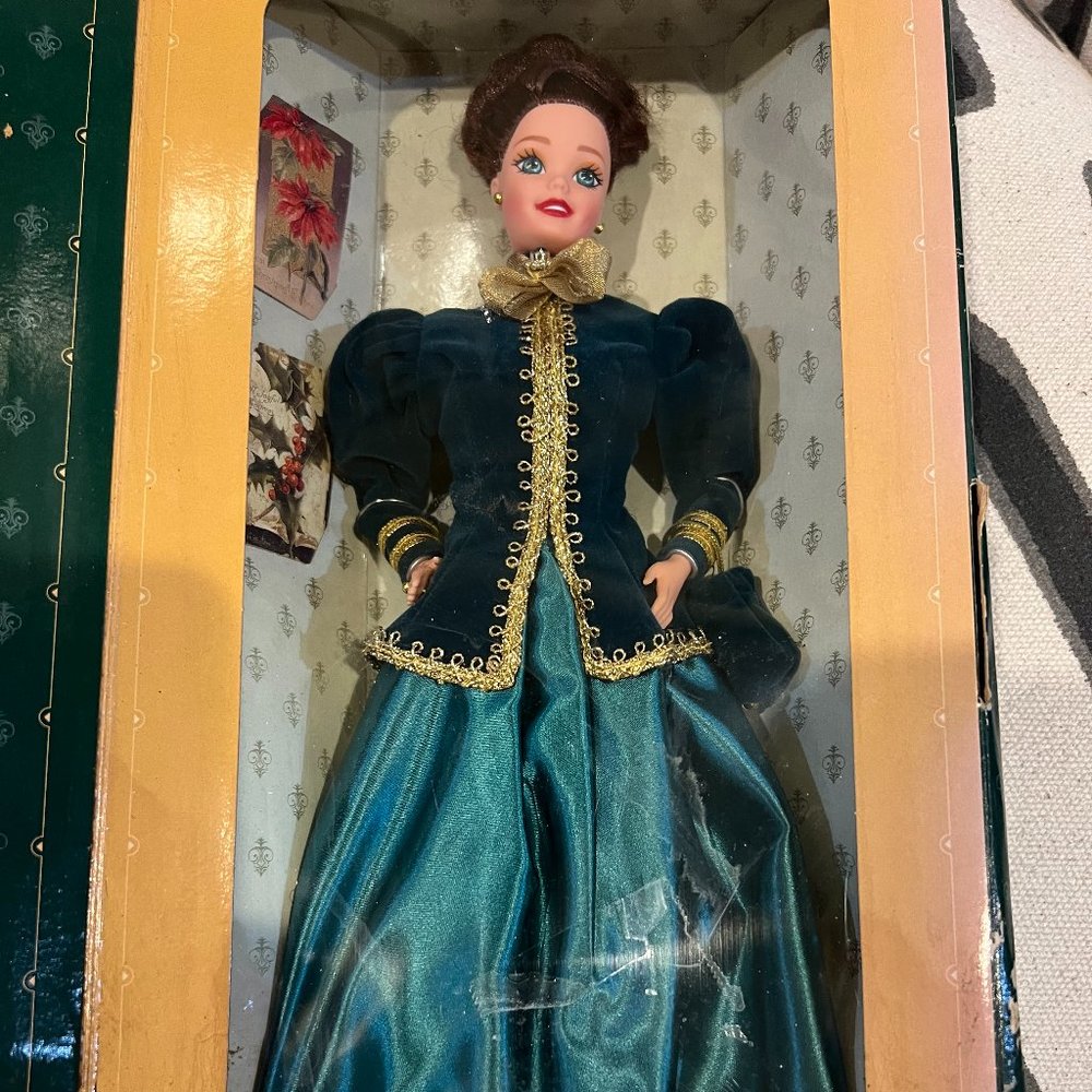 Yuletide Romance 1996 Holiday Barbie